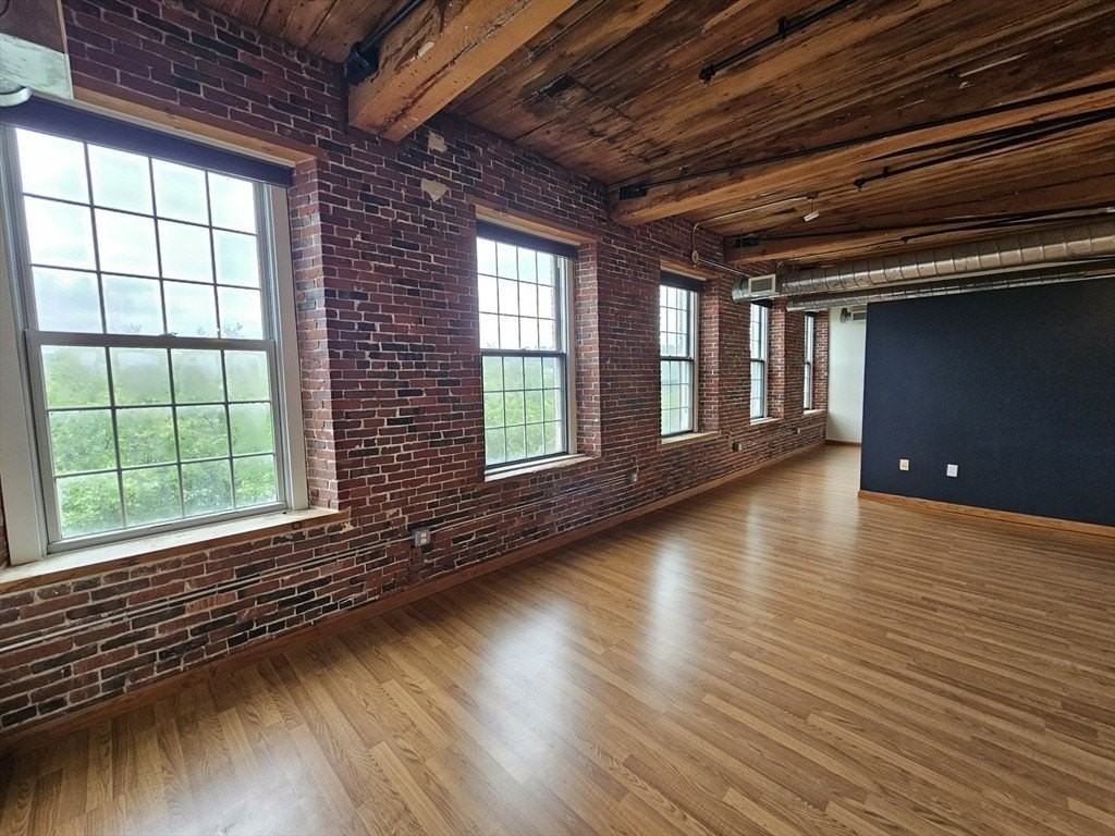 130 John St #110 - Photo 3 of 28