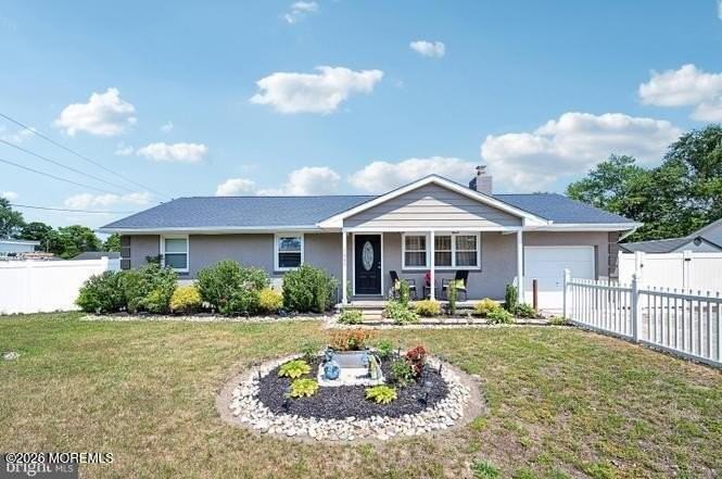 1035 Swenlin Dr - Photo 2 of 23