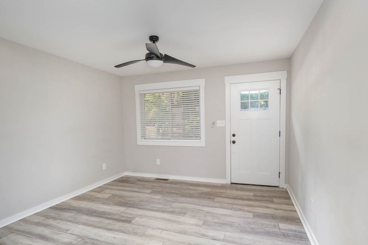 312 Glenrock Dr #1 - Photo 3 of 15