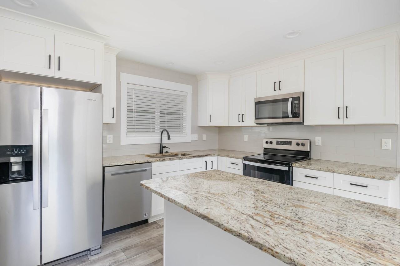 312 Glenrock Dr #1 - Photo 5 of 15