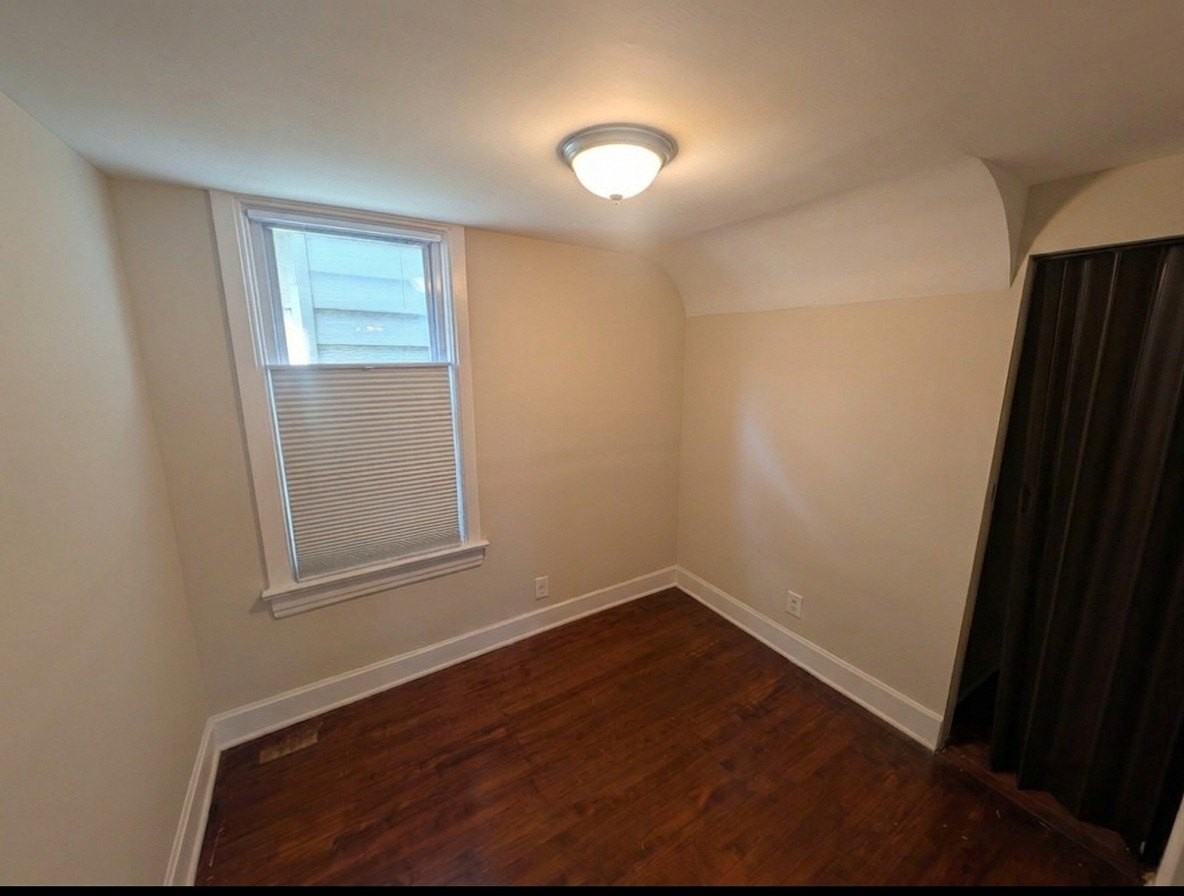 1918 N Lawndale Ave #2 - Photo 7 of 11