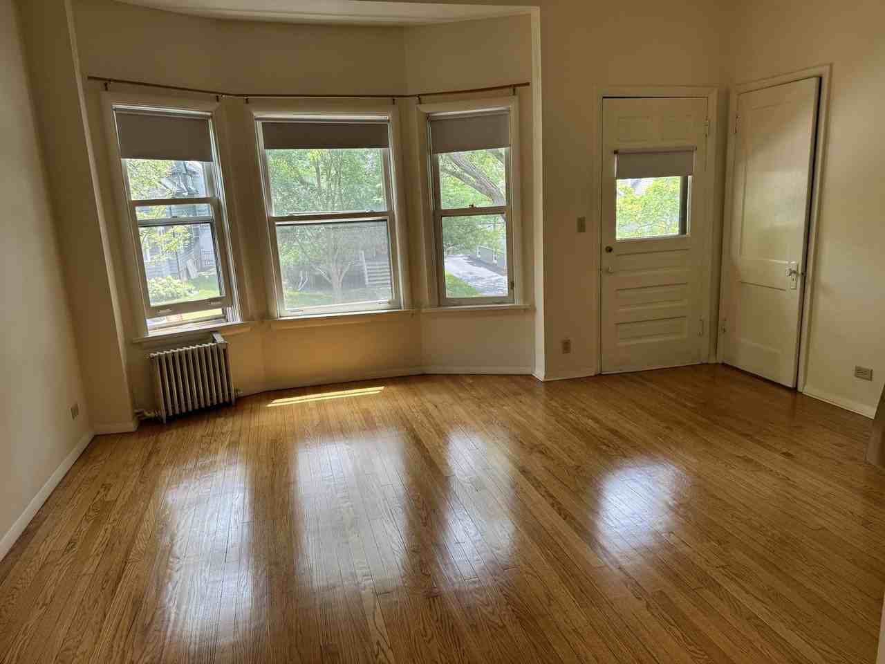 1462 Wilmette Ave #2 - Photo 6 of 11