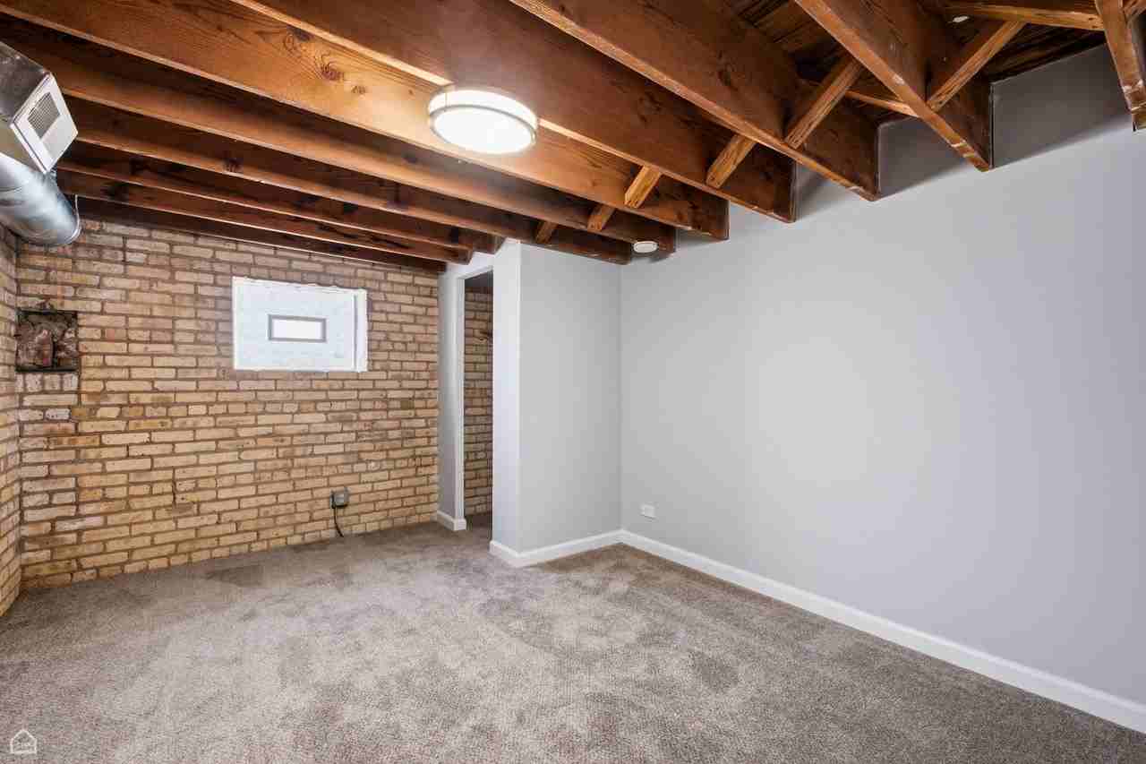 1742 N Mozart St - Photo 7 of 17