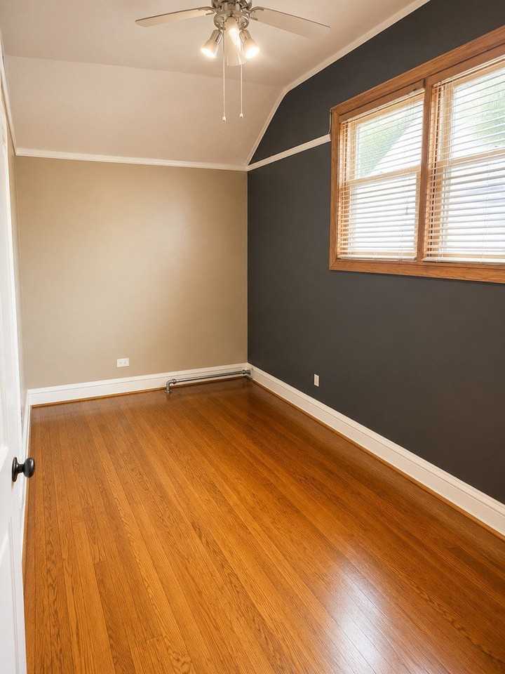 2546 N Major Ave - Photo 6 of 26