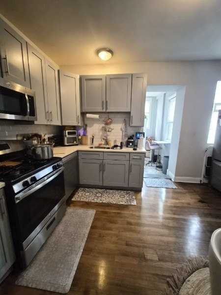 4056 N Leamington Ave #2F - Photo 6 of 16