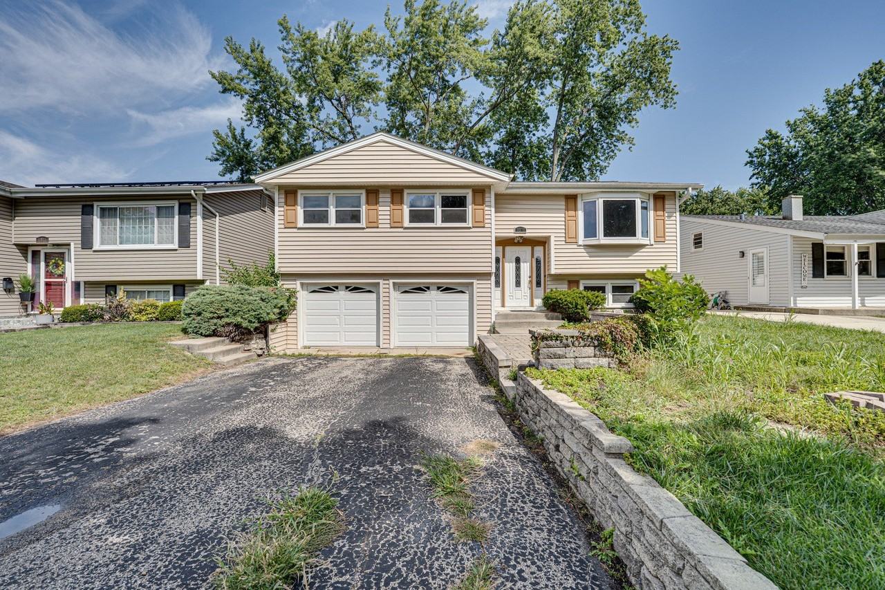 1015 Wilson Ave - Photo 2 of 29