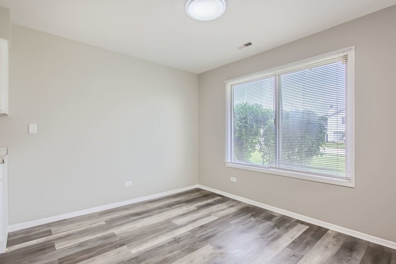 9 Red Barn Rd - Photo 6 of 11