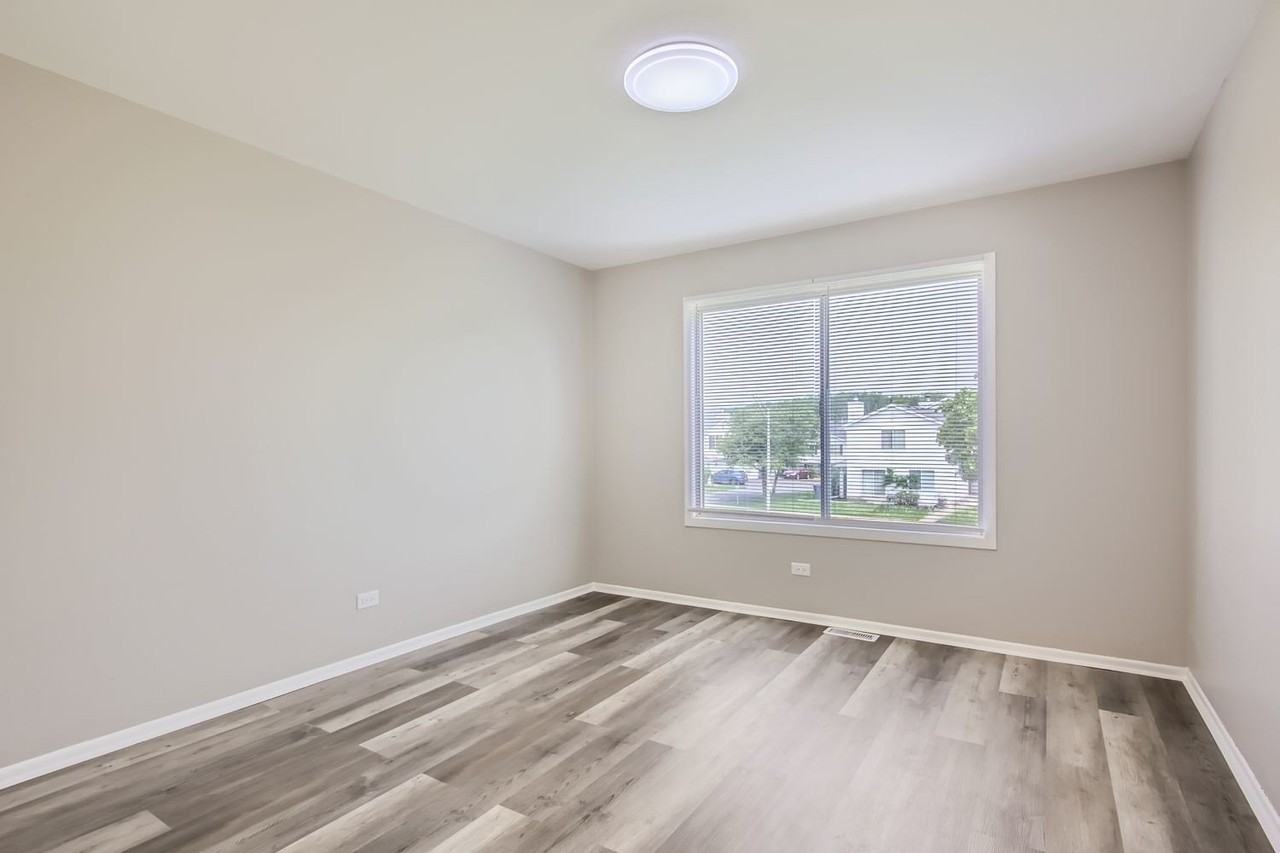9 Red Barn Rd - Photo 7 of 11