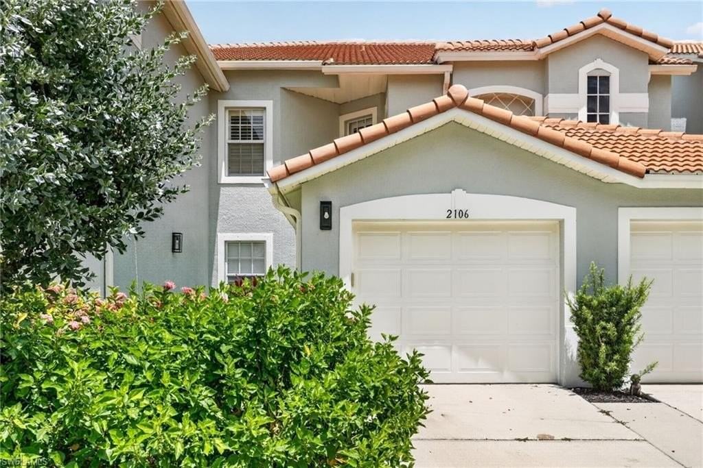 1285 Sweetwater Cv #2106 - Photo 3 of 44