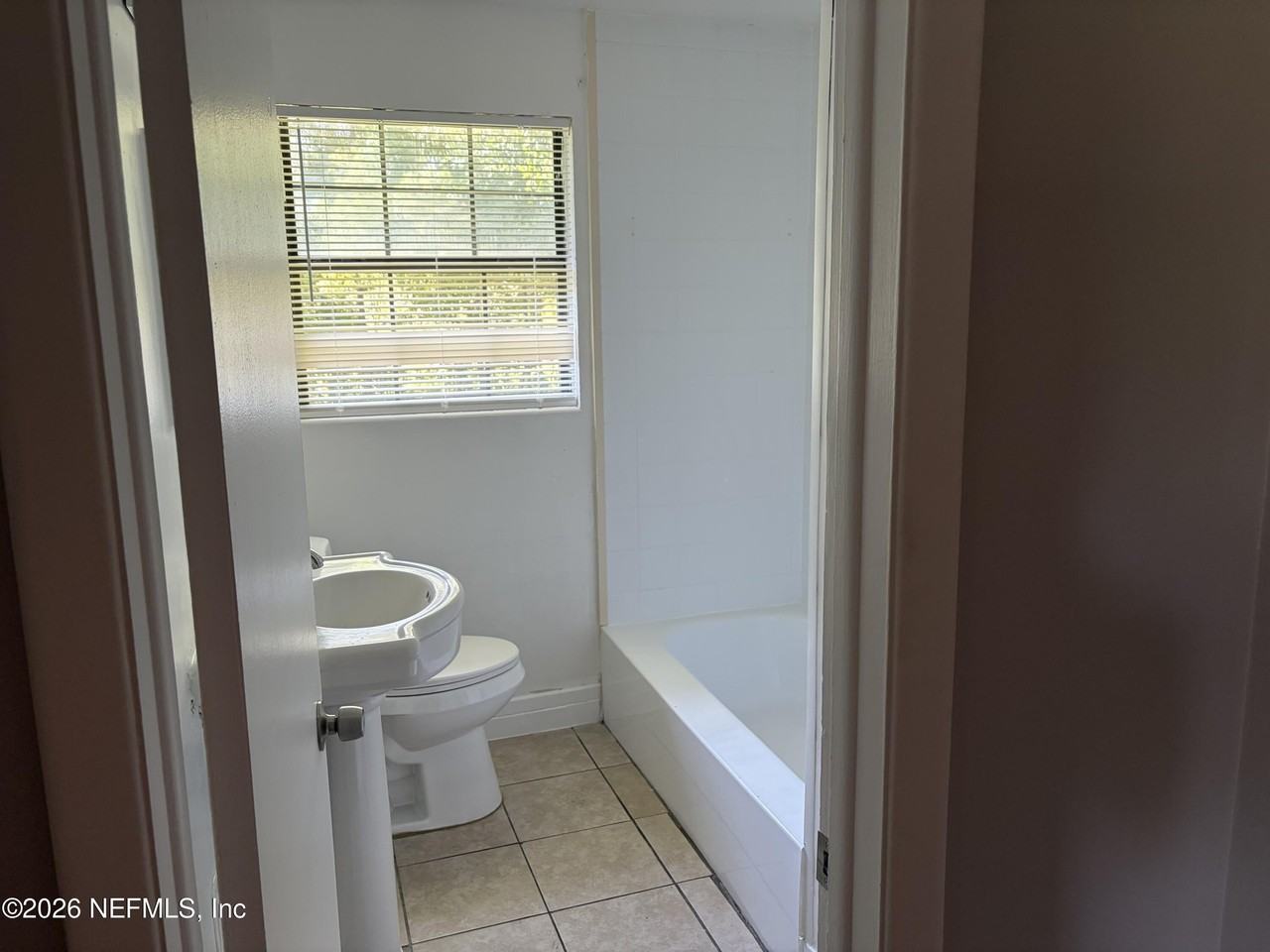 5250 Santa Monica Blvd S - Photo 6 of 10