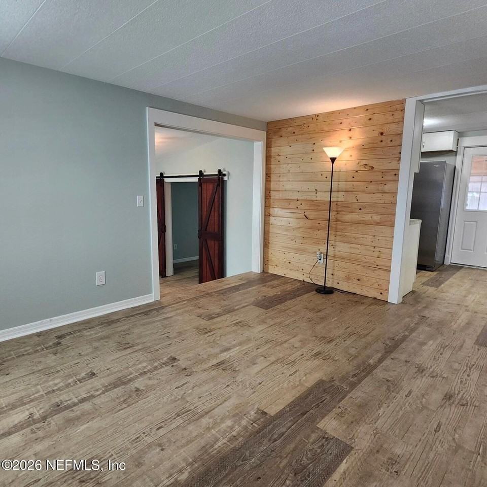 126 Phoenetia Dr - Photo 2 of 23