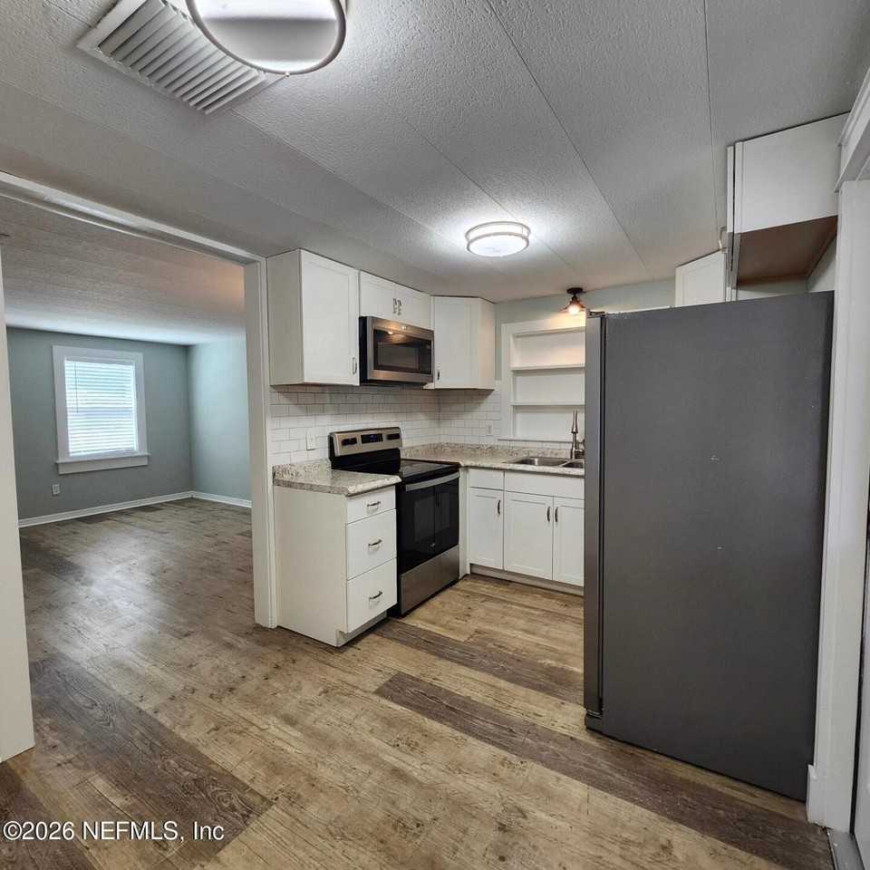 126 Phoenetia Dr - Photo 4 of 23