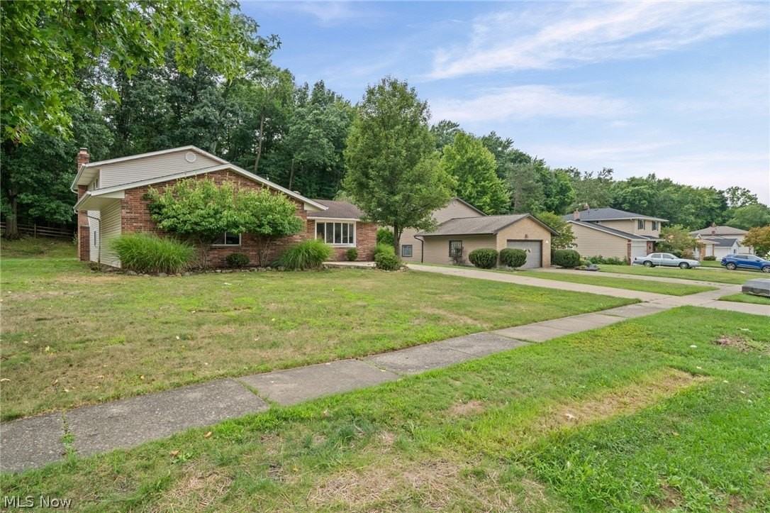 14741 Indian Creek Dr - Photo 2 of 36