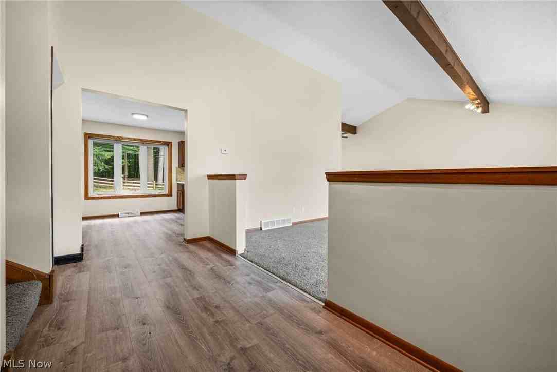 14741 Indian Creek Dr - Photo 5 of 36