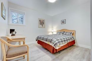 2010 Queens Avenue #6 - Photo 1 of 1