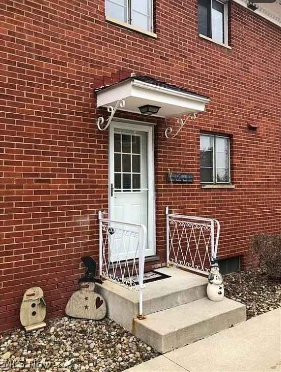 111 Kenridge Rd - Photo 2 of 27