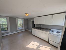 featured image of 18 Chestnut St #D