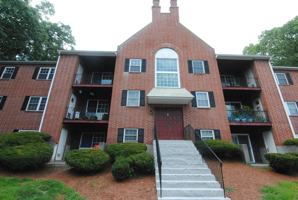 featured image of 3 Louisburg Sq #7