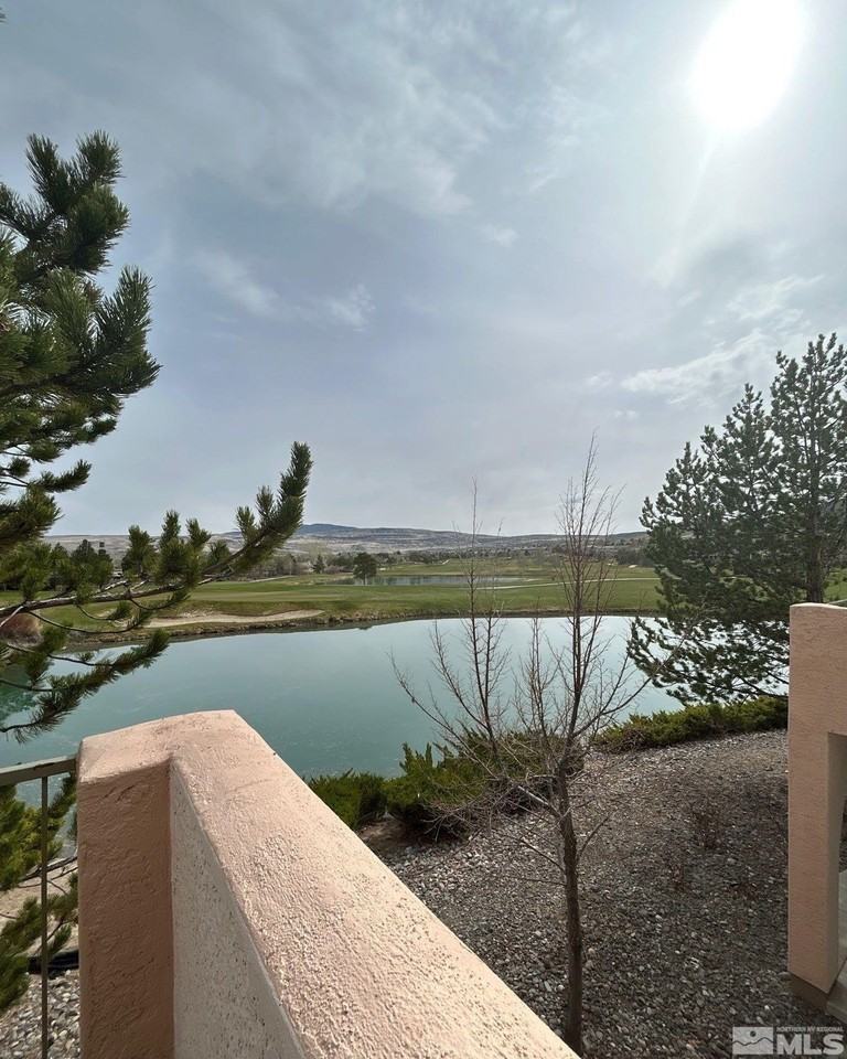 6230 Ingleston Dr Apt 222 - Photo 5 of 26
