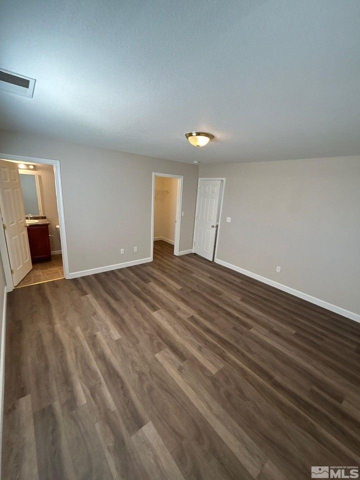 8930 Silverkist Dr - Photo 7 of 22