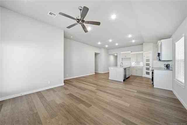 14627 E 39th Pl S - Photo 7 of 27