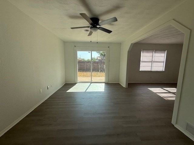 2141 Glendale Dr - Photo 6 of 16
