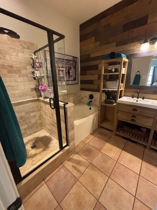 12236 Foothill Ln - Photo 5 of 8