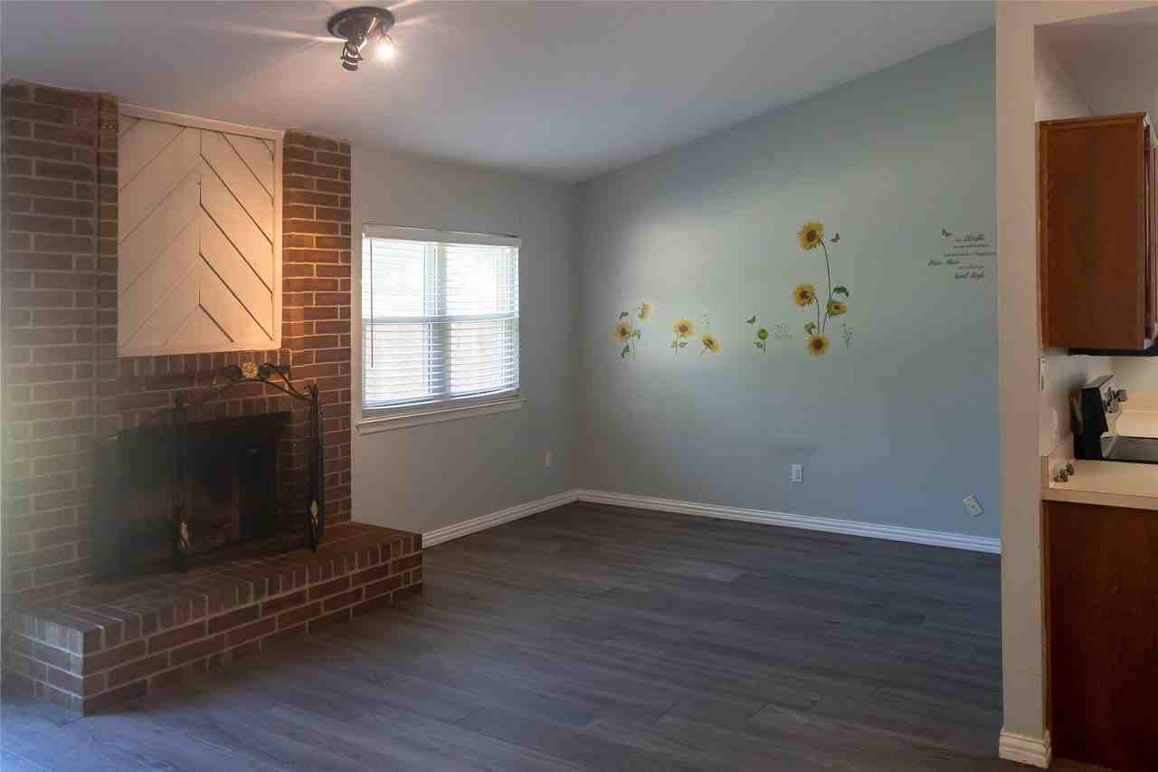 4915 Prairieview Ct S - Photo 6 of 29