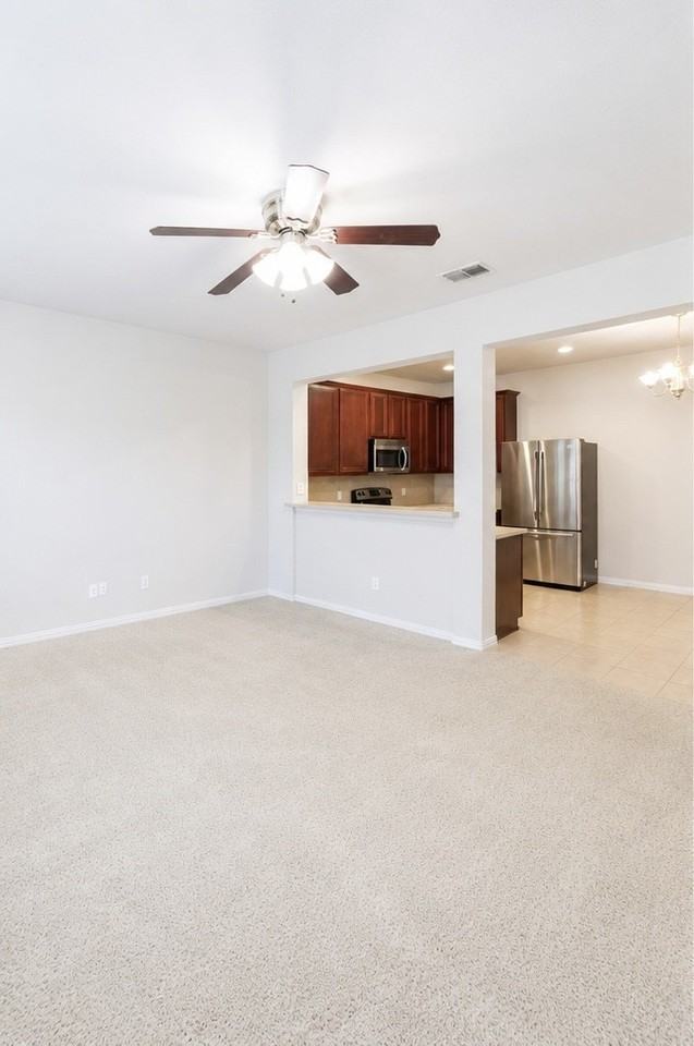 2918 Durango Pl - Photo 4 of 14