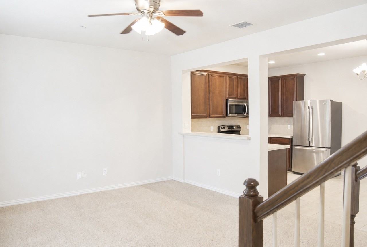 2918 Durango Pl - Photo 5 of 14