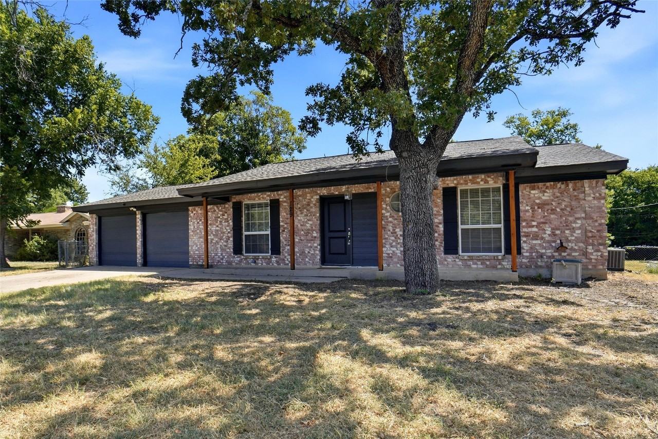 129 Mountain View Dr - Photo 2 of 15