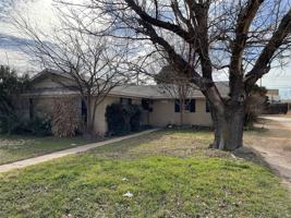 featured image of 2717 S 41st St