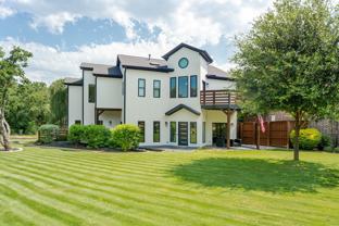 2856 Peninsula Dr - Photo 1 of 1