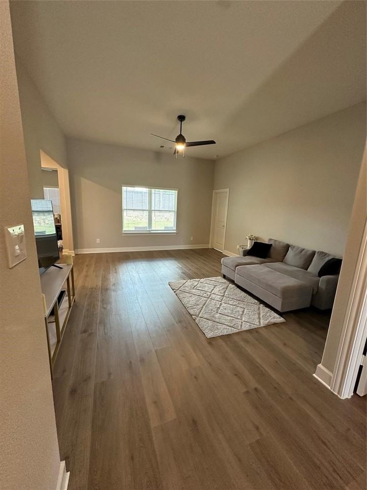 1109 Costa Vista Trl - Photo 4 of 22