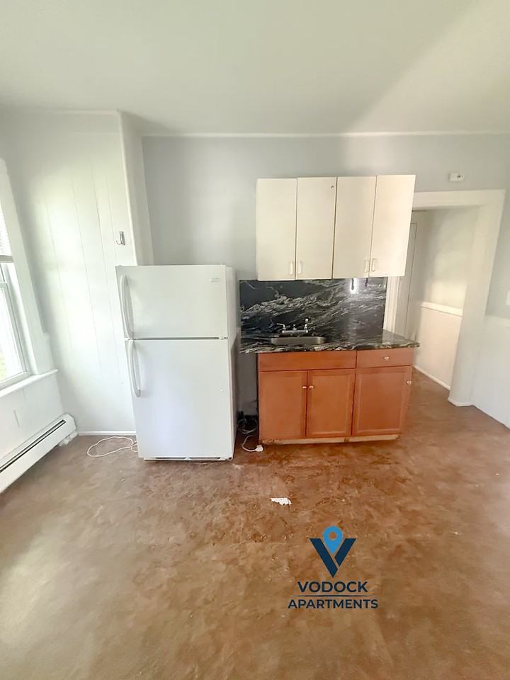 105 Rhodes Street #2 - Photo 3 of 9