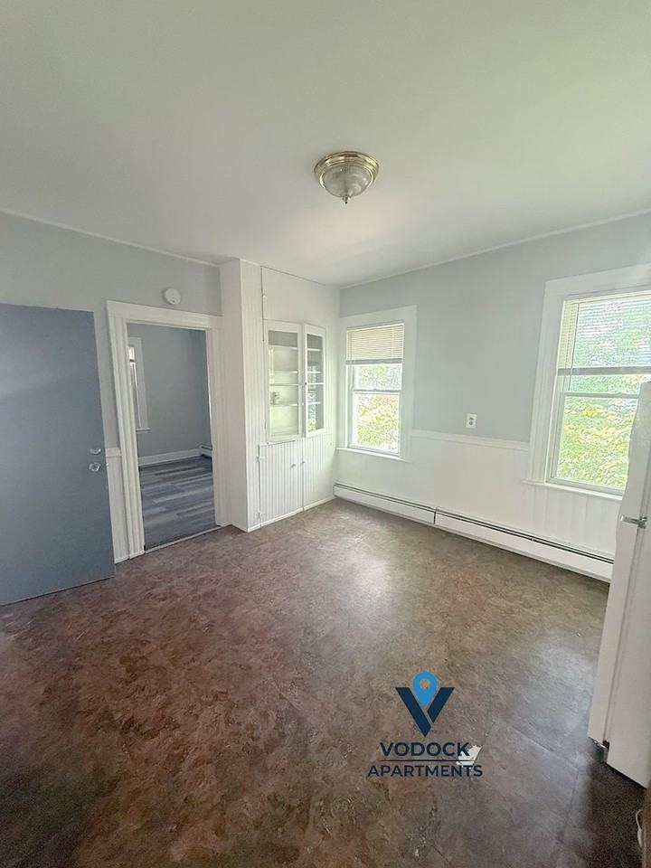 105 Rhodes Street #2 - Photo 5 of 9