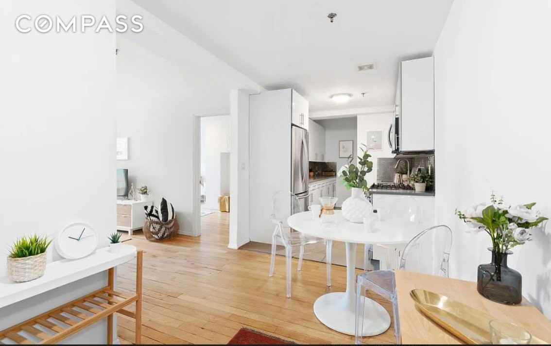 318 Warren St #C15 - Photo 2 of 8