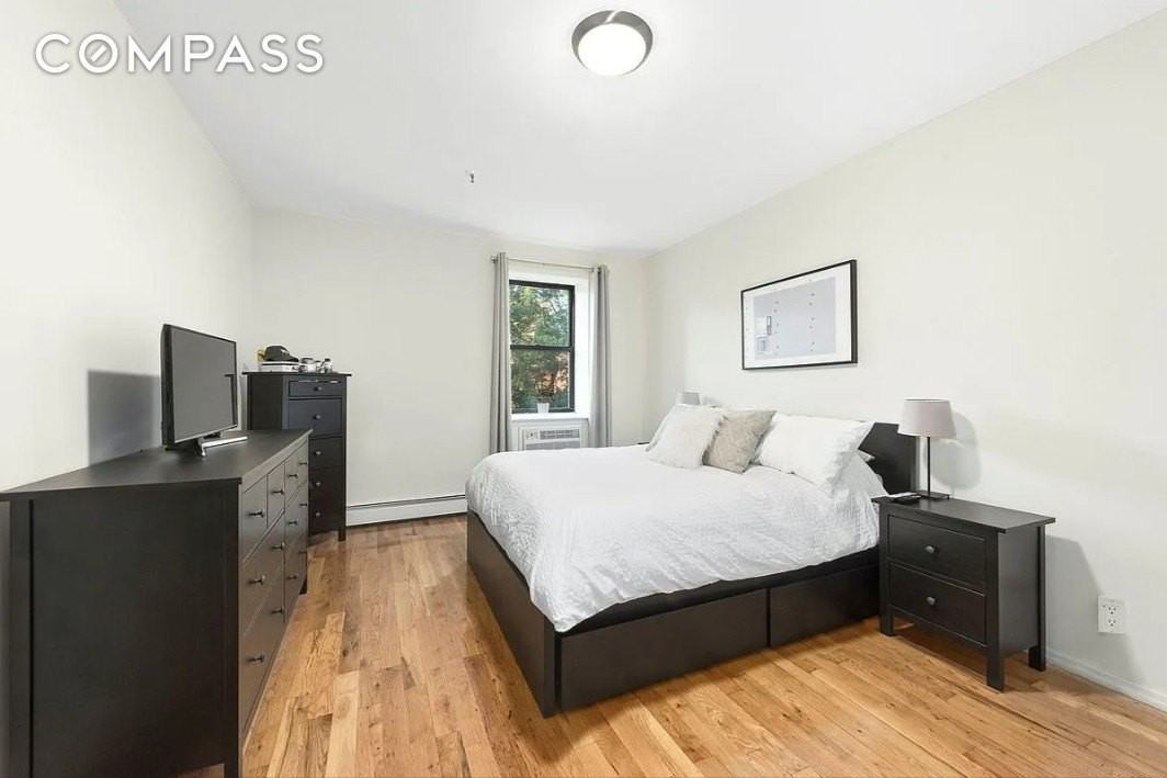 318 Warren St #C15 - Photo 7 of 8