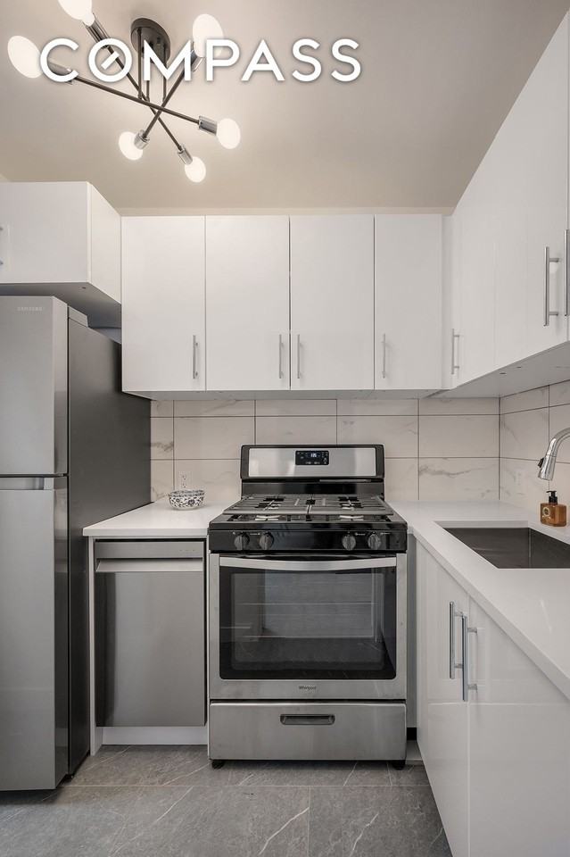 120 E 90th St #2F - Photo 4 of 5