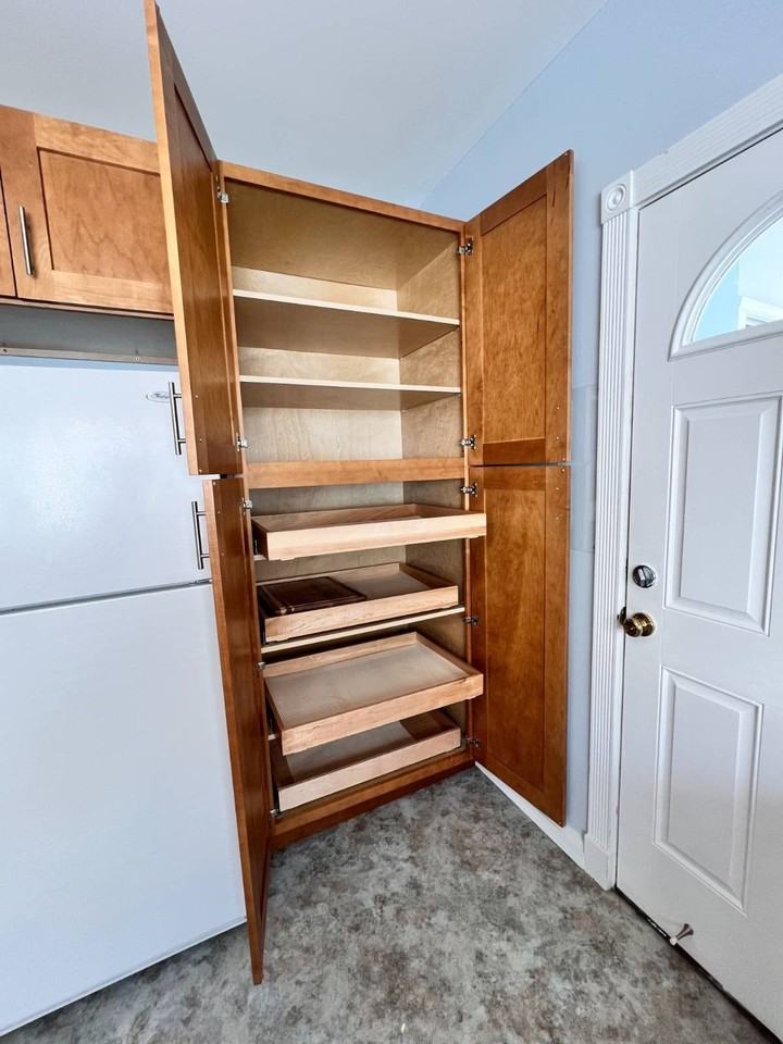 713 Orchard St - Photo 6 of 16