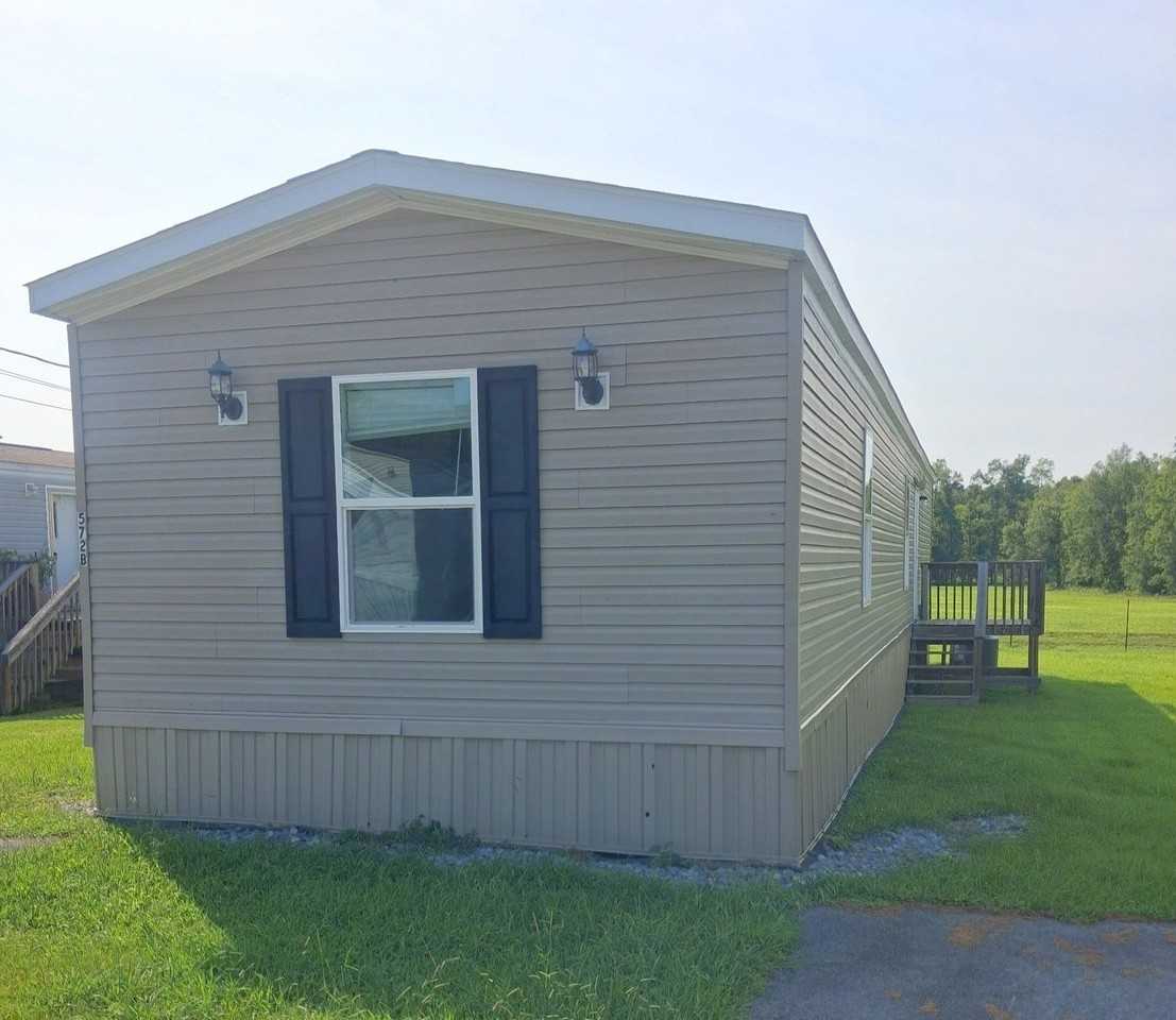 572 Banjo Way - Photo 6 of 6