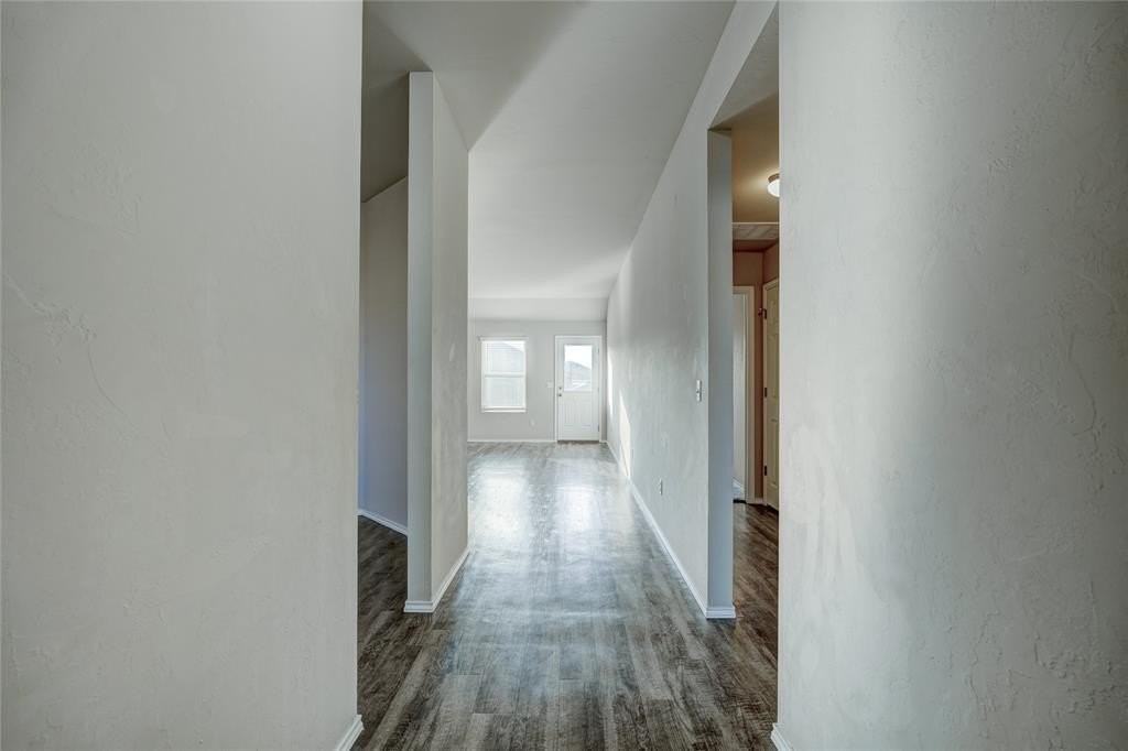 10620 Sw 23rd Ter - Photo 5 of 31