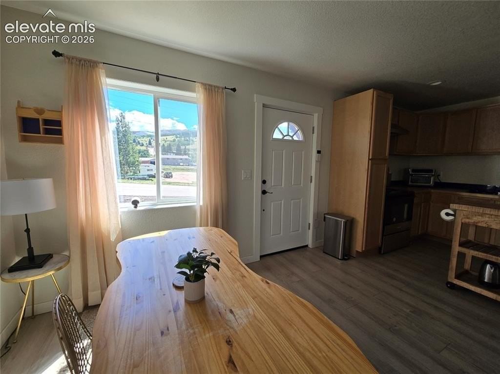 311 S 2nd St - Photo 3 of 19