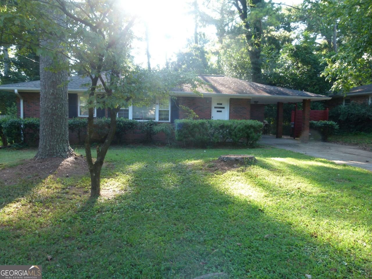 900 Oriole Ln Se - Photo 2 of 34