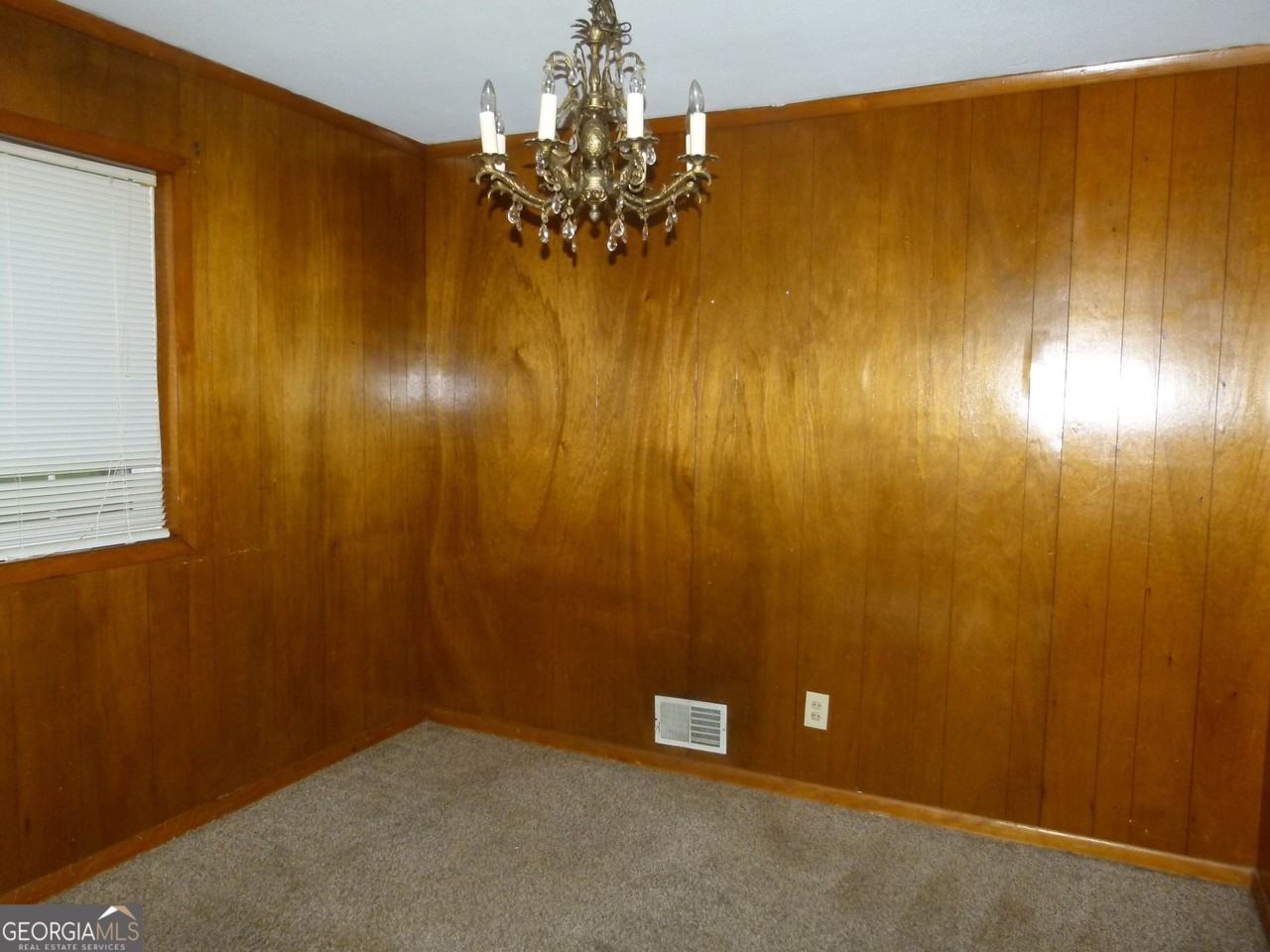 900 Oriole Ln Se - Photo 4 of 34