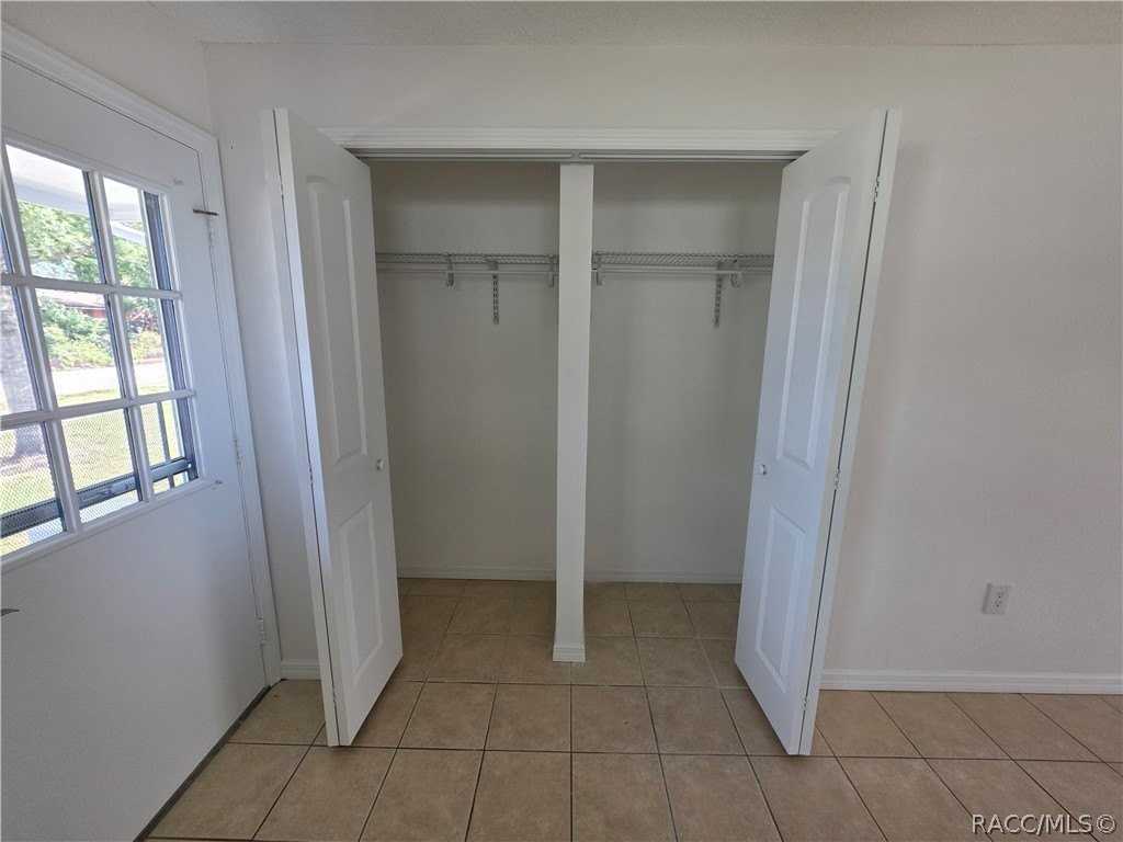 4450 Essex Ln - Photo 5 of 19