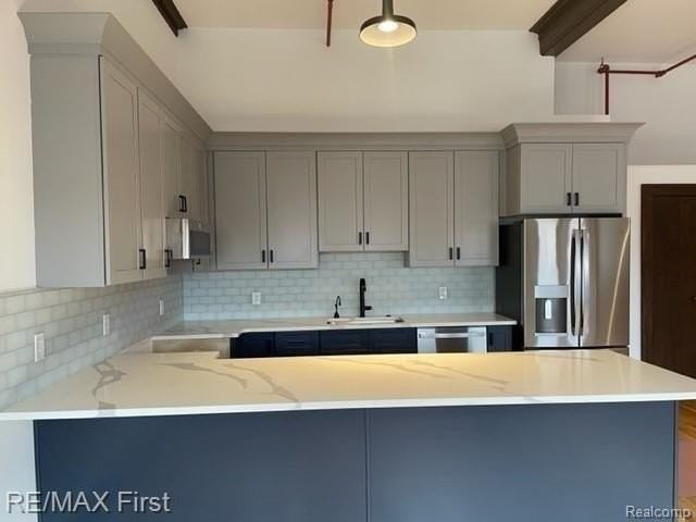 3400 Russell St - Photo 6 of 13
