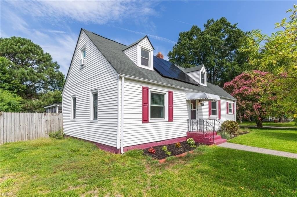 8145 Colin Dr - Photo 2 of 50
