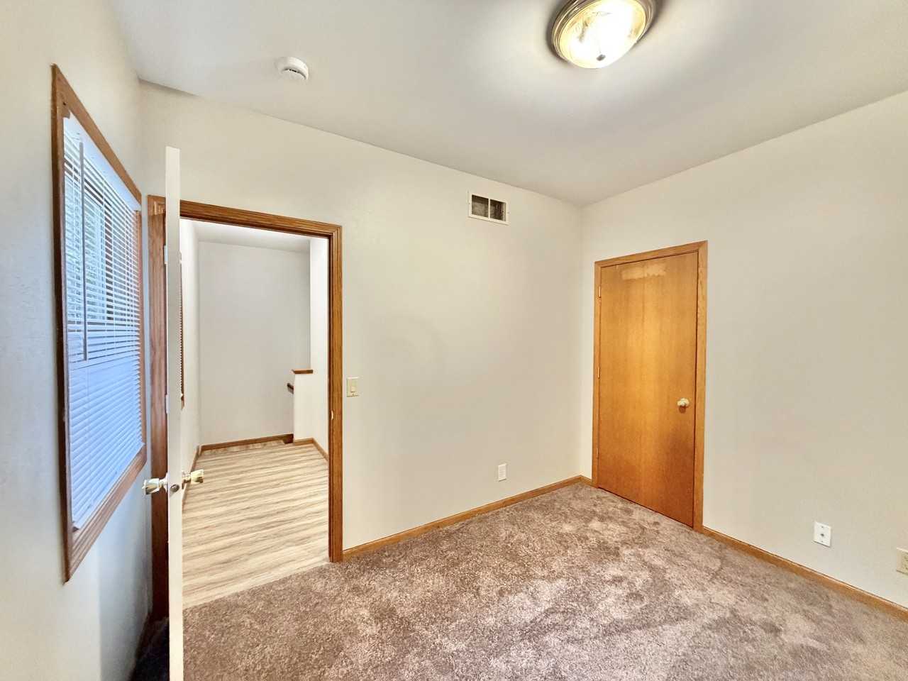 15 Elliott St #1 - Photo 6 of 17