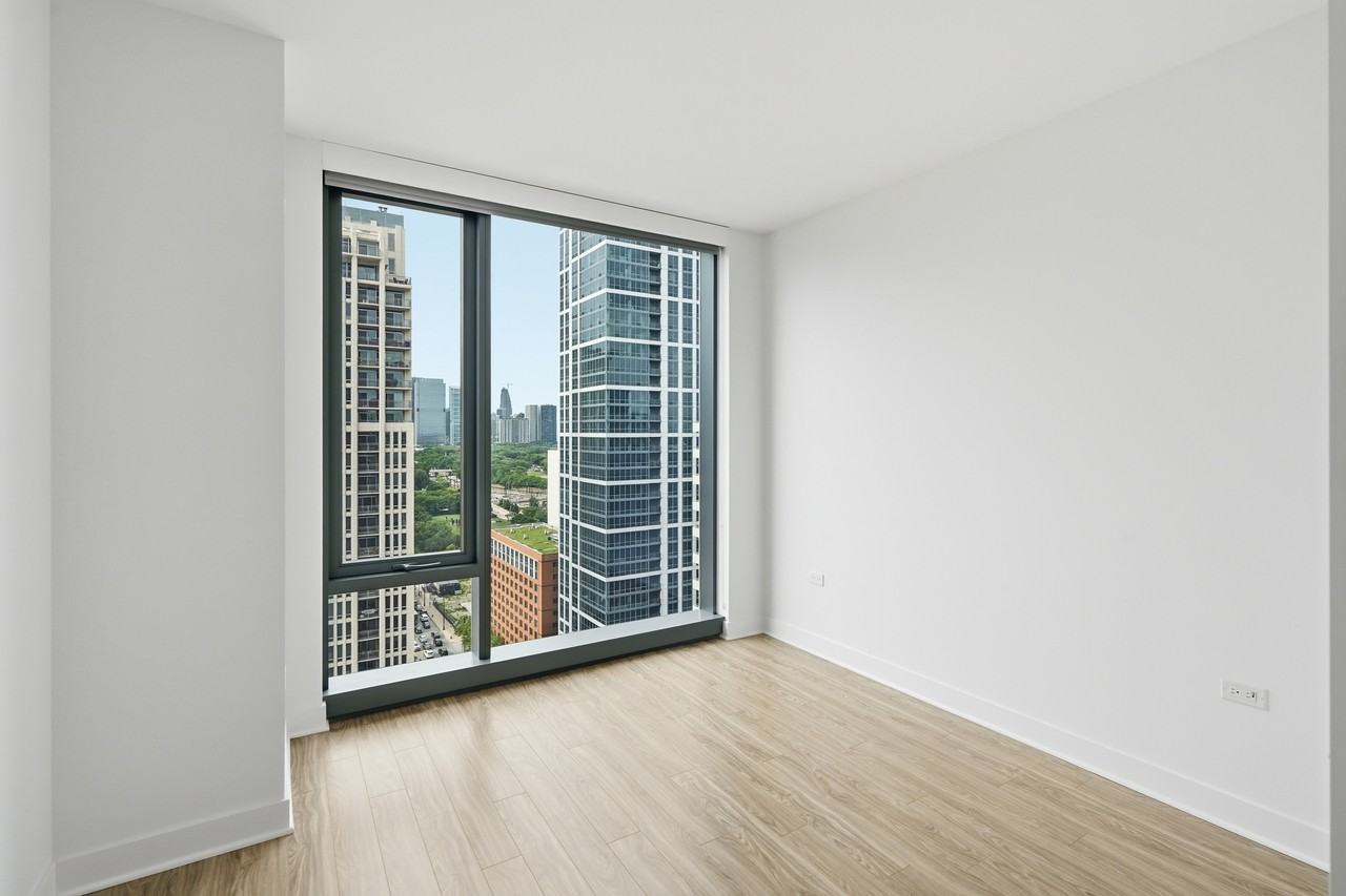 1326 S Michigan Ave #1-1 - Photo 5 of 50